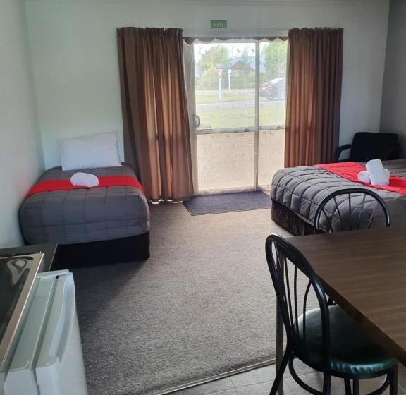 Студия Стандарт, Ohakune Court Motel