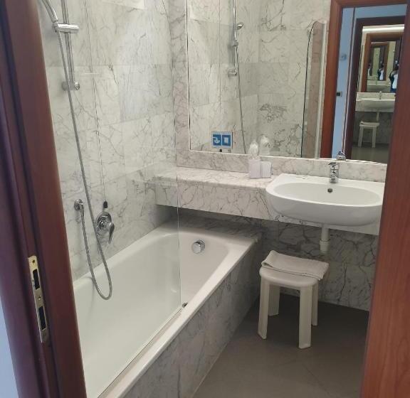 Номер Economy, Excelsior Bay