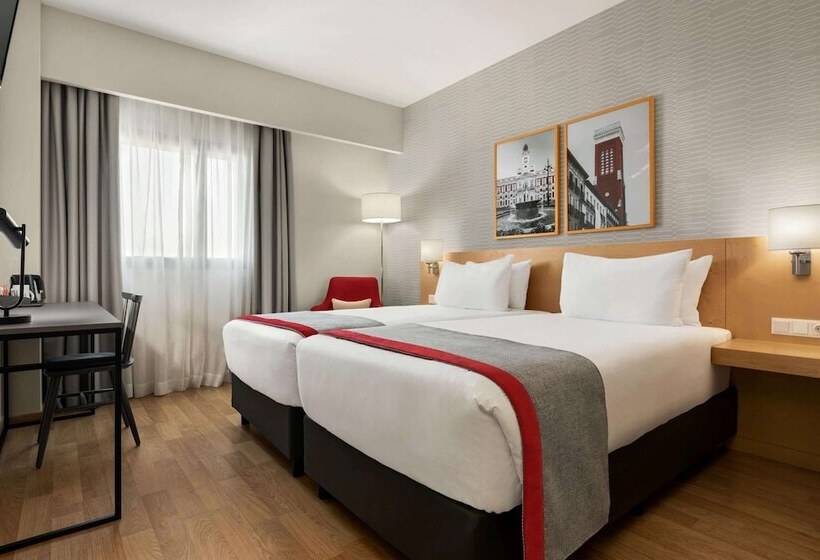 Номер Стандарт, Ramada By Wyndham Madrid Getafe