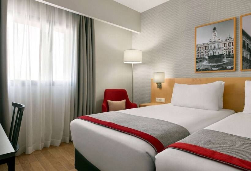 Номер Superior, Ramada By Wyndham Madrid Getafe