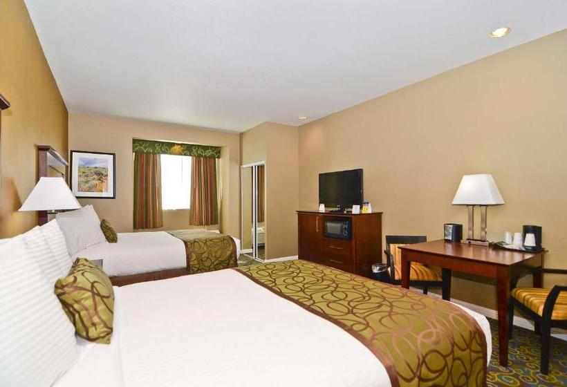 장애인을 위한 스탠다드 룸, Best Western California City Inn & Suites