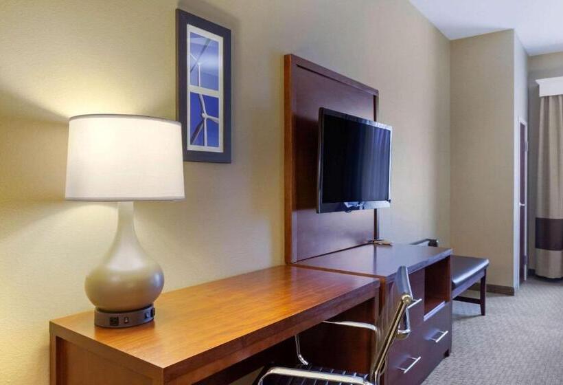 סוויטה, Comfort Inn & Suites