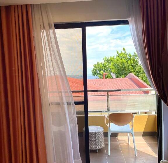 Suite, Palmbeach Resort & Spa Mactan, Cebu