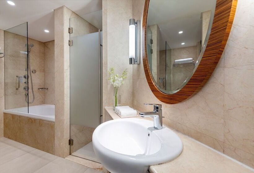 سوئیت پرزیدنت, Crowne Plaza Doha   The Business Park, An Ihg