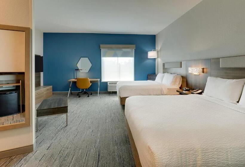 Номер Стандарт Адаптированный для Инвалидов, Holiday Inn Express Leland   Wilmington Area, An Ihg