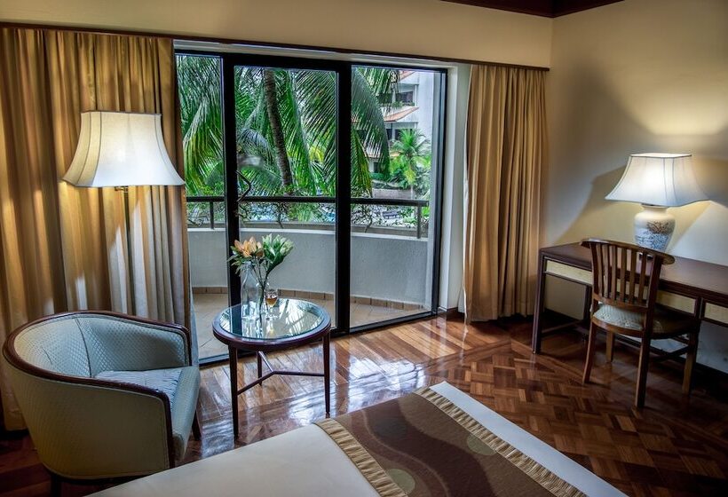 Номер Deluxe, Le Grandeur Palm Resort Johor