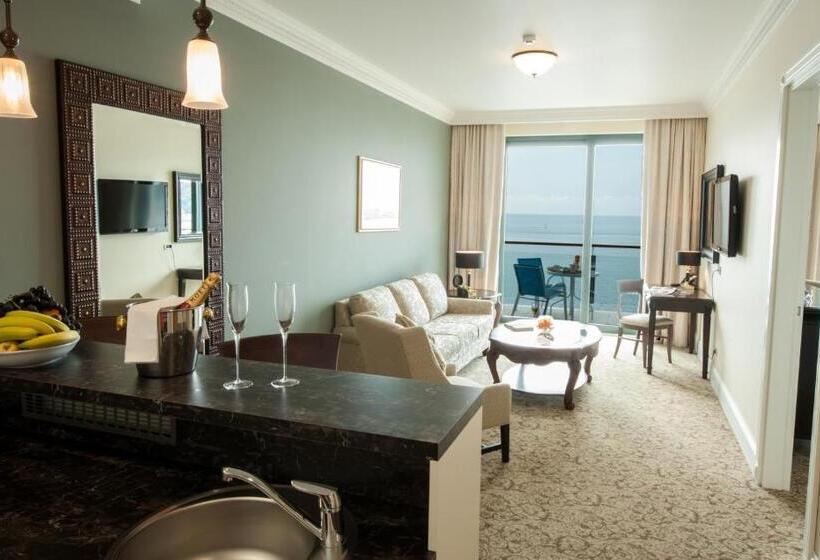 Deluxe Suite Sea View, Royal Princess