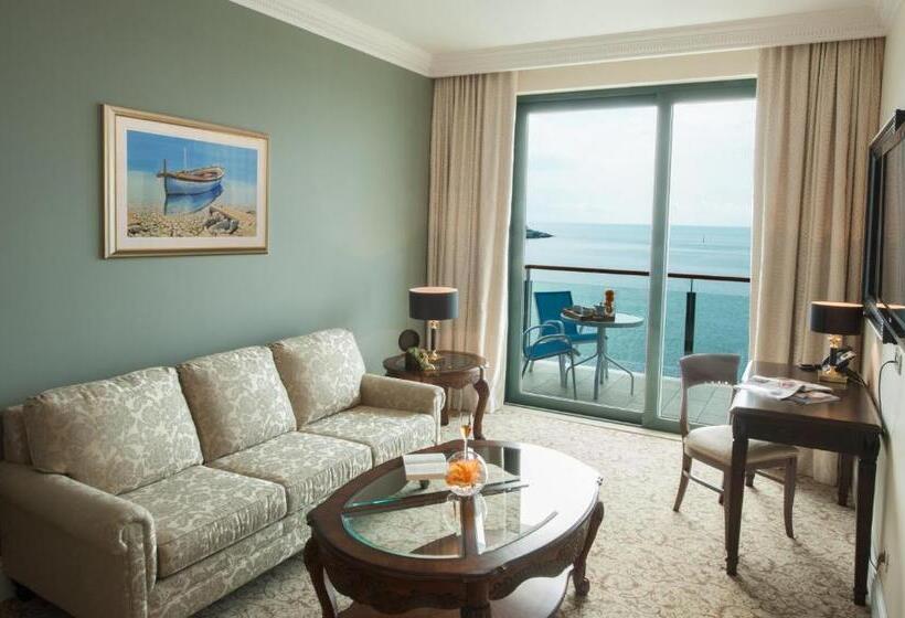 Deluxe Suite Sea View, Royal Princess