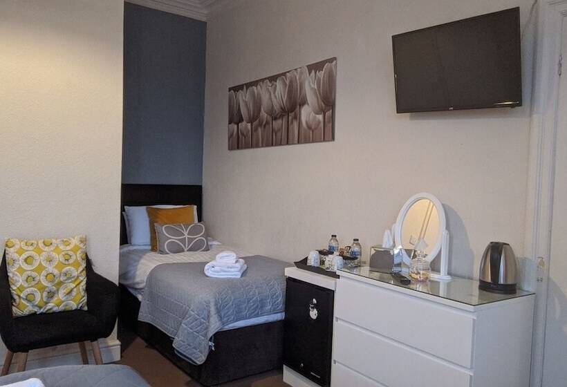 Номер Стандарт Трехместный, Ebor Lodge