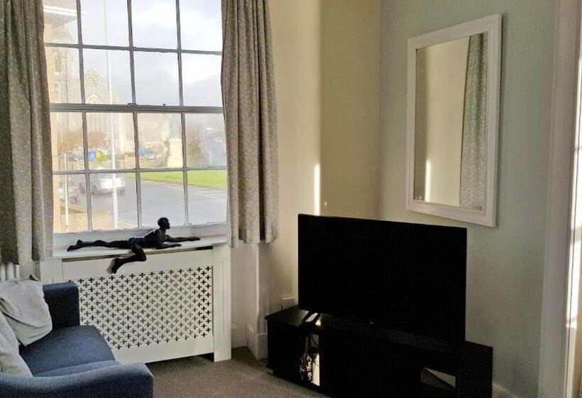 Номер Deluxe, Olivers Guest House
