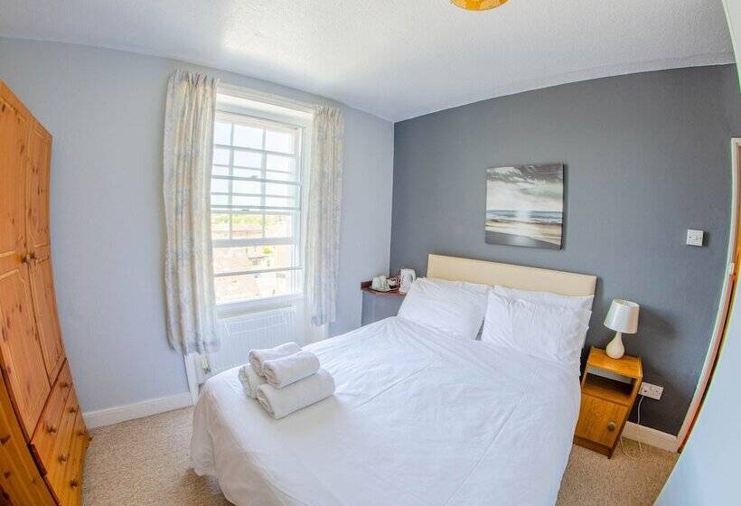 Номер Стандарт, Olivers Guest House