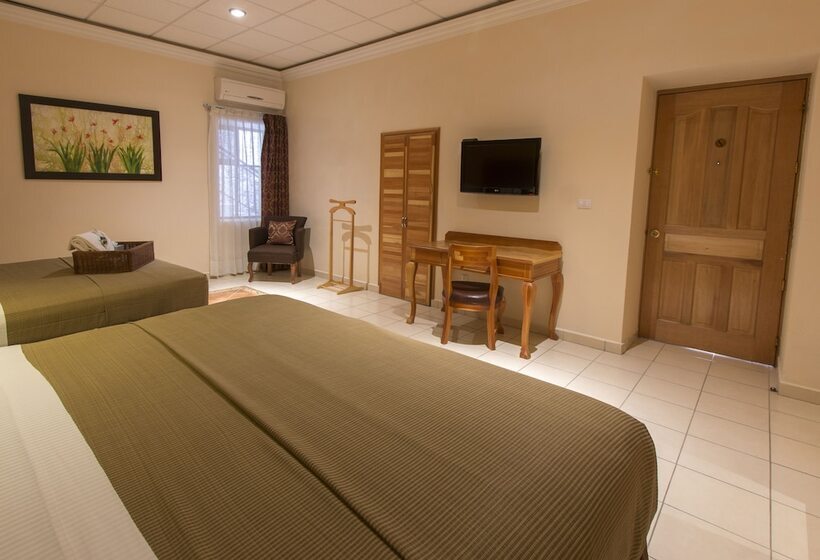 Quarto Estandar 2 Camas Casal, Rio Queretaro