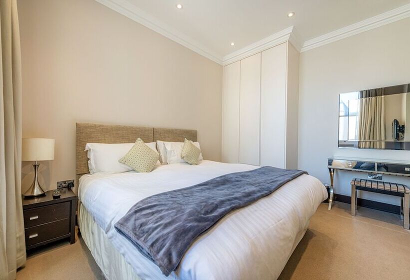 Апартаменты Superior 2 Спальни, 130 Queen S Gate Apartments