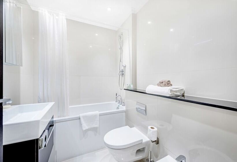 Апартаменты Ejecutiva 3 Спальни, 130 Queen S Gate Apartments