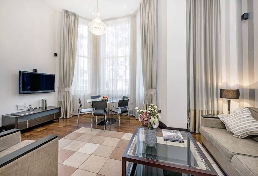 Апартаменты Deluxe 2 Спальни, 130 Queen S Gate Apartments