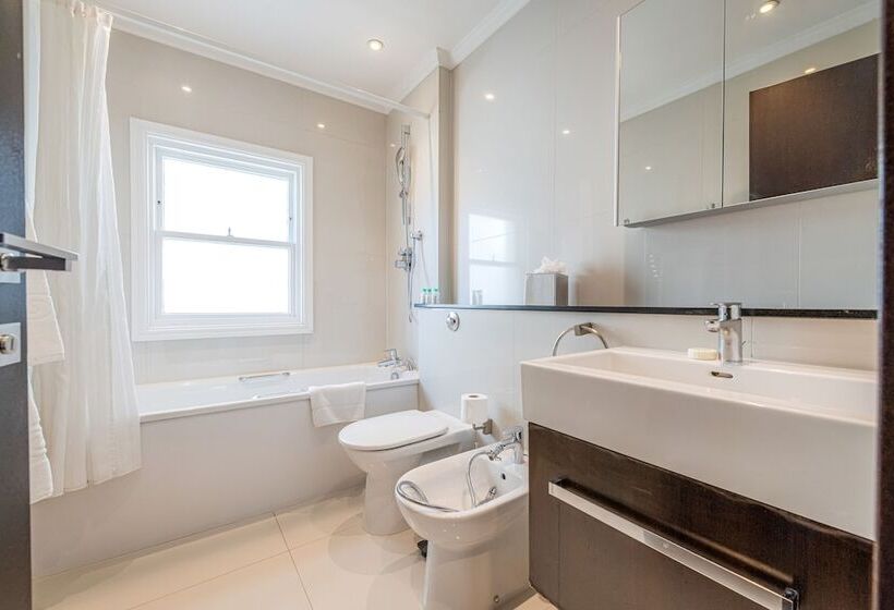 Апартаменты Deluxe 1 Спальня, 130 Queen S Gate Apartments