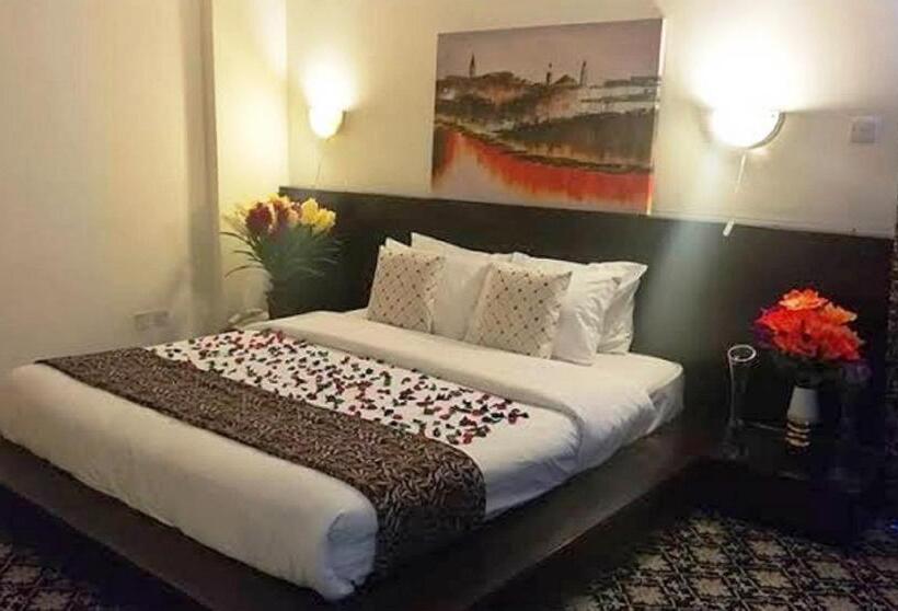 اتاق استاندارد یک نفره, Phoenicia Tower