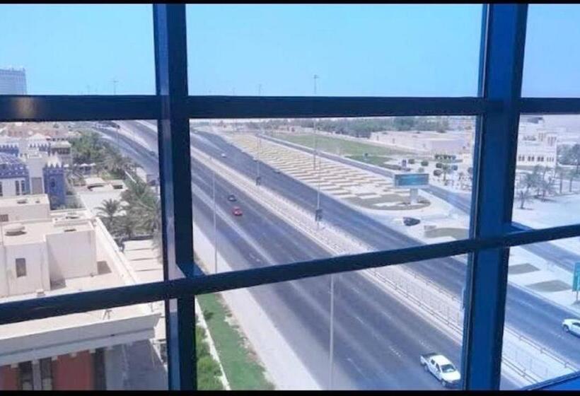 سوییت اجرایی, Phoenicia Tower