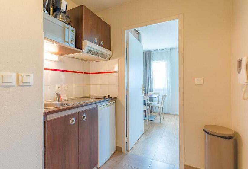 Студия Superior, Appart City Classic La Roche Sur Yon Centre