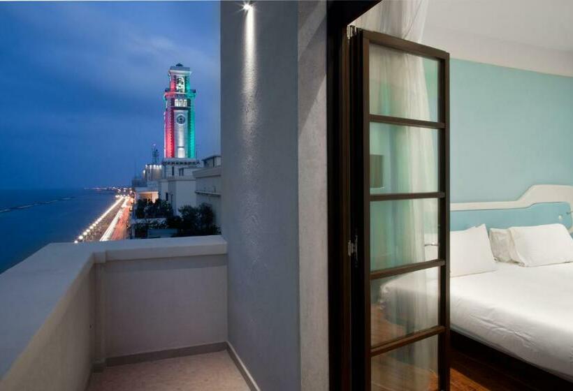 اتاق لوکس خانوادگی, Jr Hotels Bari Grande Albergo Delle Nazioni