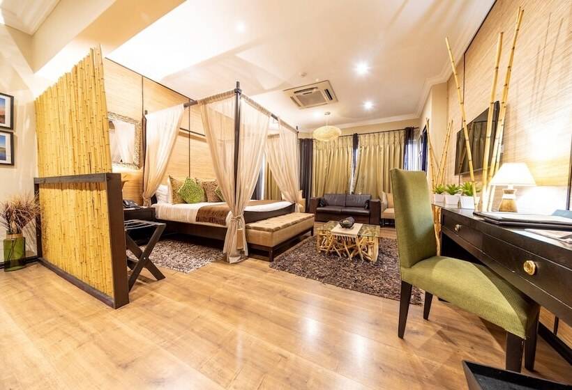 Президентский Люкс, Villa Monticello Boutique
