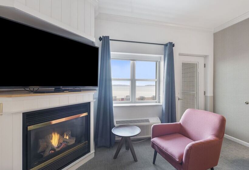 Номер Стандартный с Видом, Cherry Tree Inn & Suites