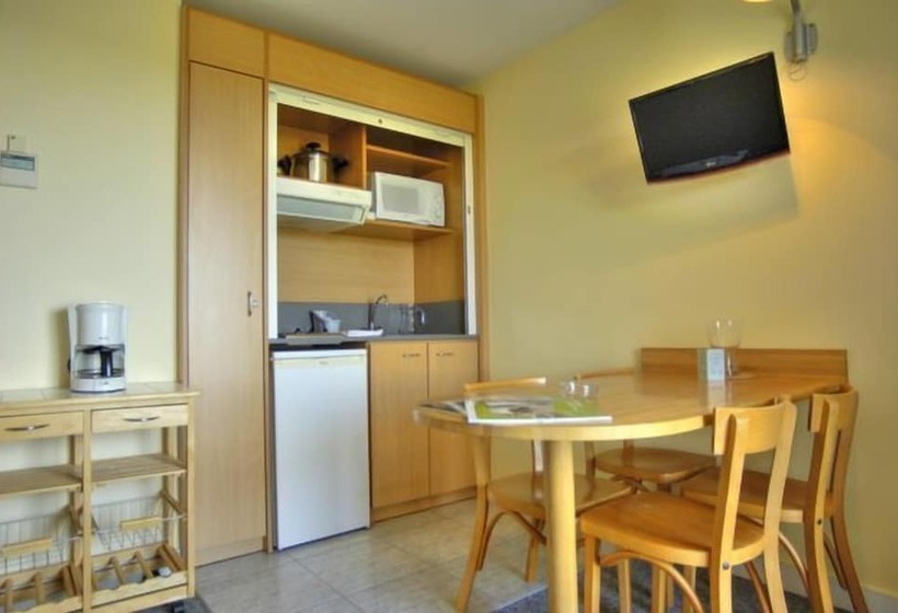 Студио Стандарт с Балконом, Résidence Valdys Thalasso & Spa   Les Pins