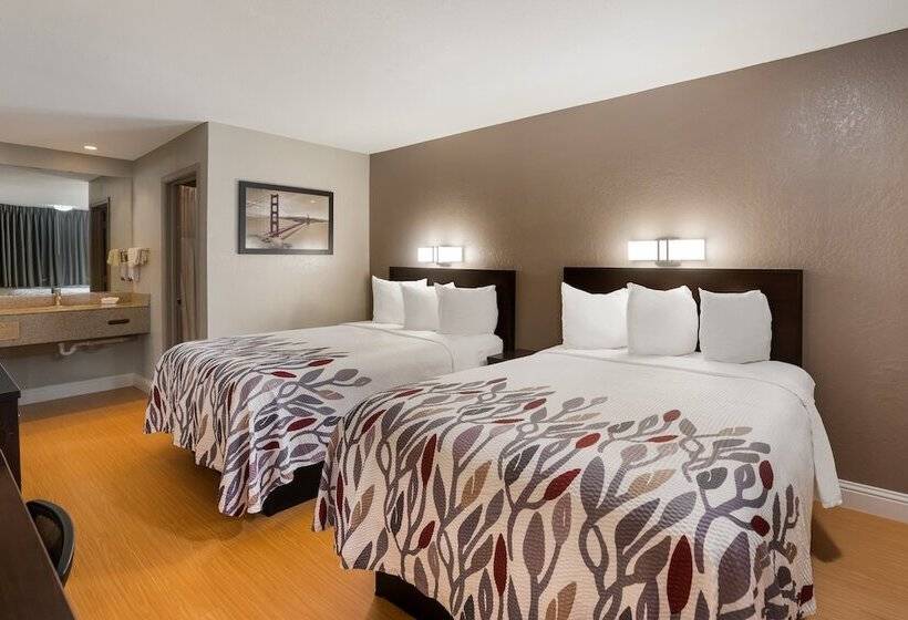 디럭스 룸, Red Roof Inn Stockton
