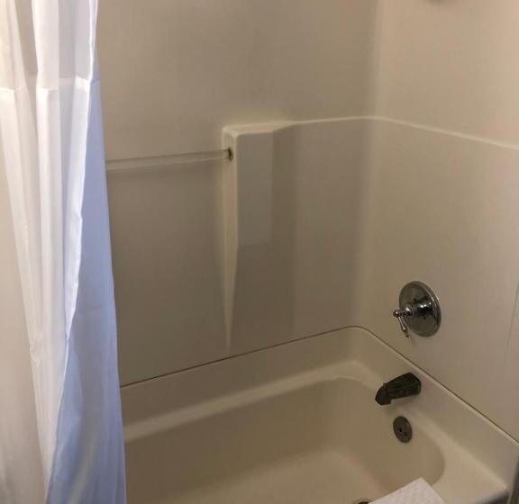 1 Bedroom Apartment Lake View, Tarpon Inn