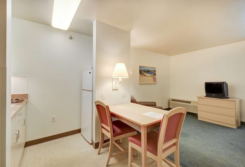 חדר סטנדרט שתי מיטות זוגיות, Studio 6fishers, In  Indianapolis