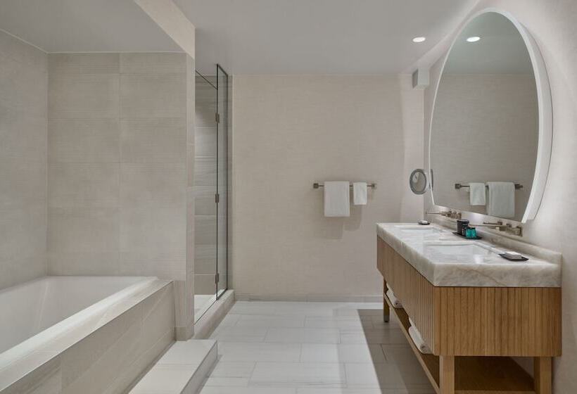 Люкс 2 Спальни, Viewline Resort Snowmass, Autograph Collection