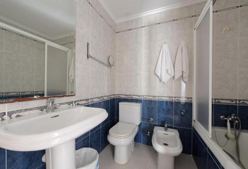 Апартаменты 1 Спальня с Балконом, Hostal Alba