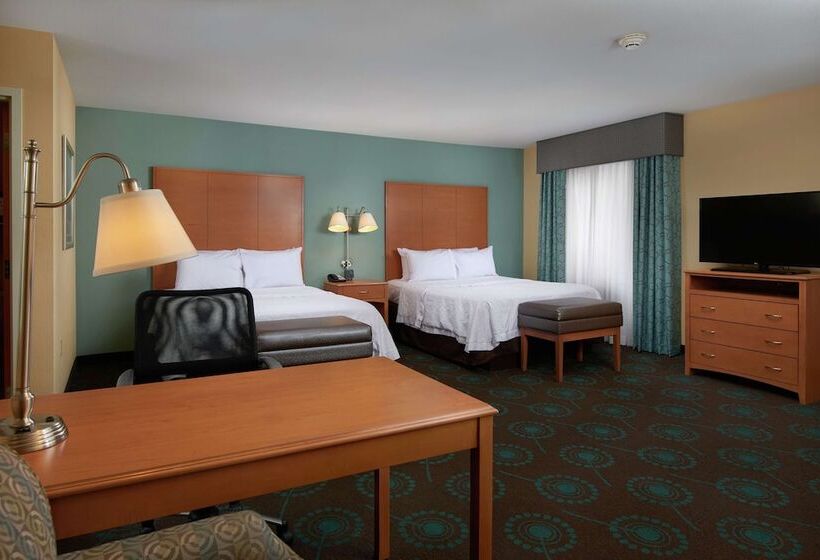 استودیوی استاندارد, Hampton Inn & Suites Canton