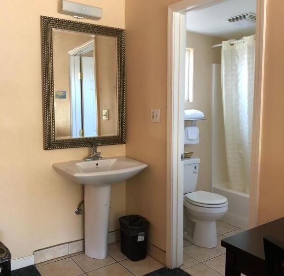 Номер Стандарт, Arroyo Village Inn