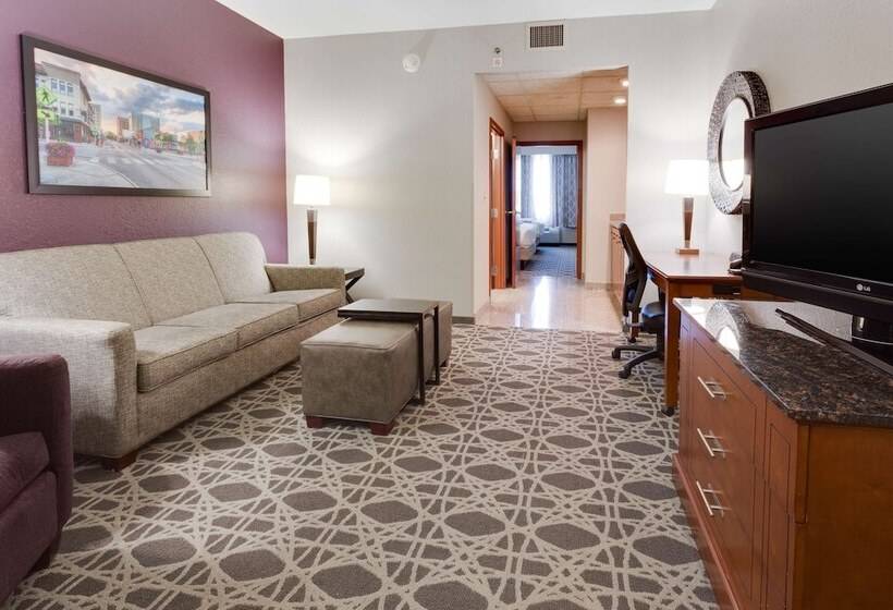 Люкс, Drury Inn & Suites Middletown Franklin