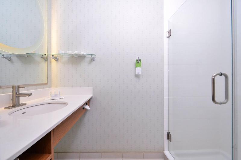 스탠다드 스튜디오 킹침대, Springhill Suites Kingman Route 66