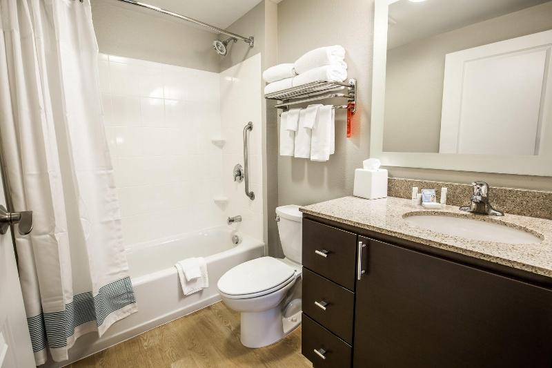 Студио Стандарт Кровать Кинг, Towneplace Suites By Marriott Gilford