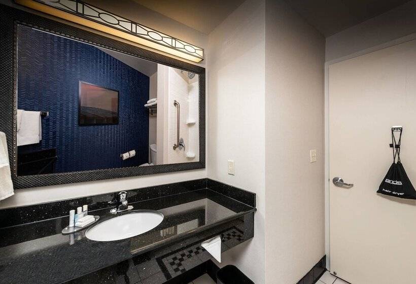 Номер Стандарт 2 Двуспальные Кровати, Fairfield Inn And Suites By Marriott New Bedford