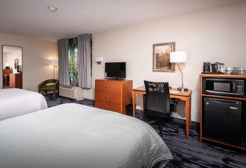 Номер Стандарт 2 Двуспальные Кровати, Fairfield Inn And Suites By Marriott New Bedford