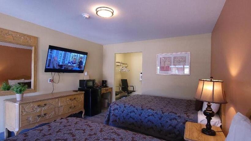 Номер Стандарт 2 Двуспальные Кровати, Lakeview Inn Lucerne