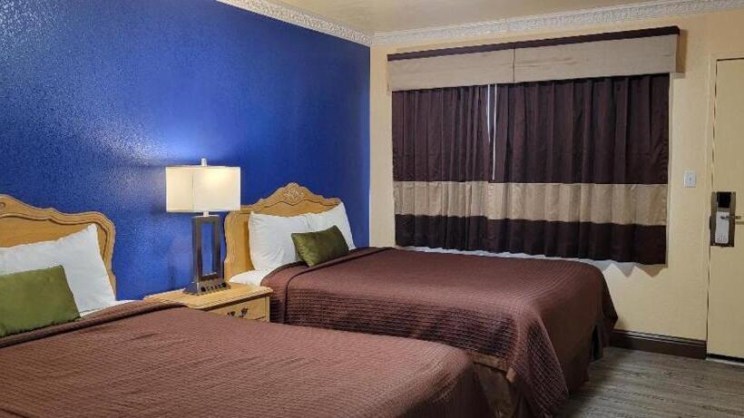 Номер Стандарт, Lakeview Inn Lucerne