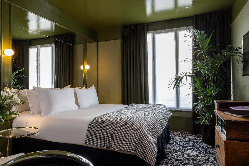 اتاق استاندارد سه نفره, Hôtel La Conversation