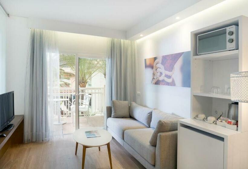 Люкс Вид на Бассейн, Mar Hotels Playa Mar & Spa