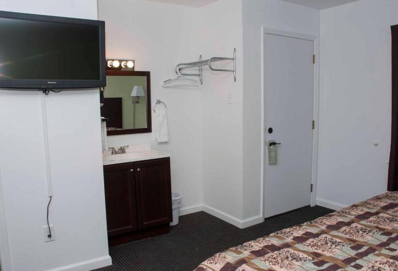 Номер Стандарт, Travelier Motel   Macon