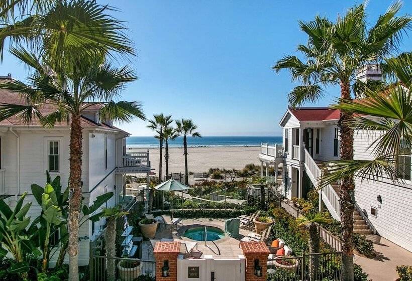 Вилла 3 Спальни, Beach Village At The Del, Lxr Hotels & Resorts