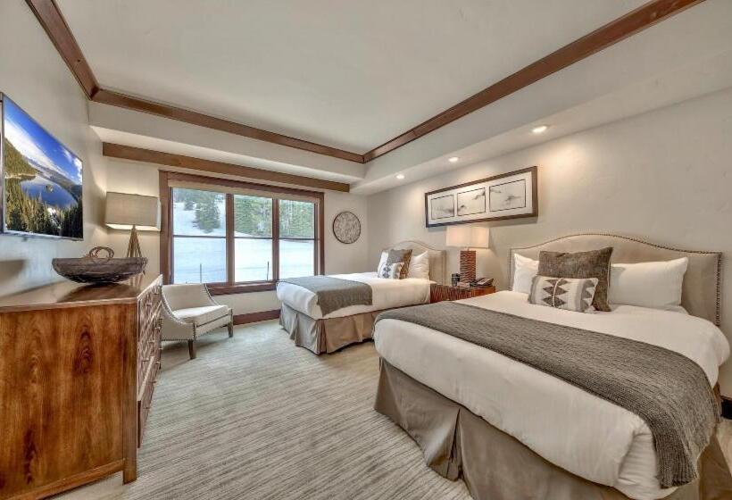 带2个卧室的公寓, Constellation Residences