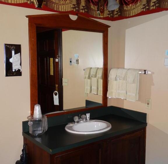 اتاق استاندارد, Historic Iron Horse Inn   Deadwood