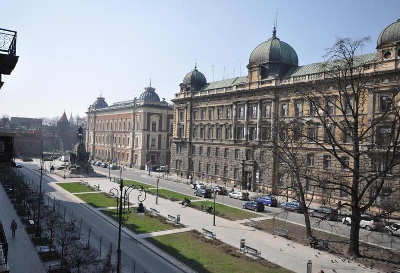 Люкс, Matejko