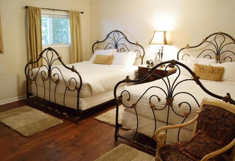 Номер Стандарт, Silverton Inn & Suites