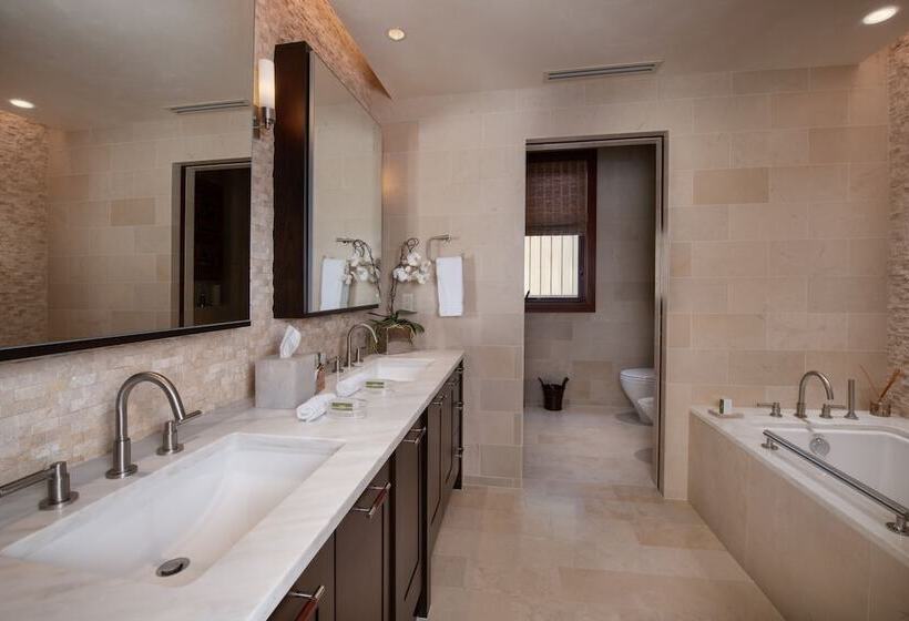 3침실 프리미엄 아파트, Solaris Residences